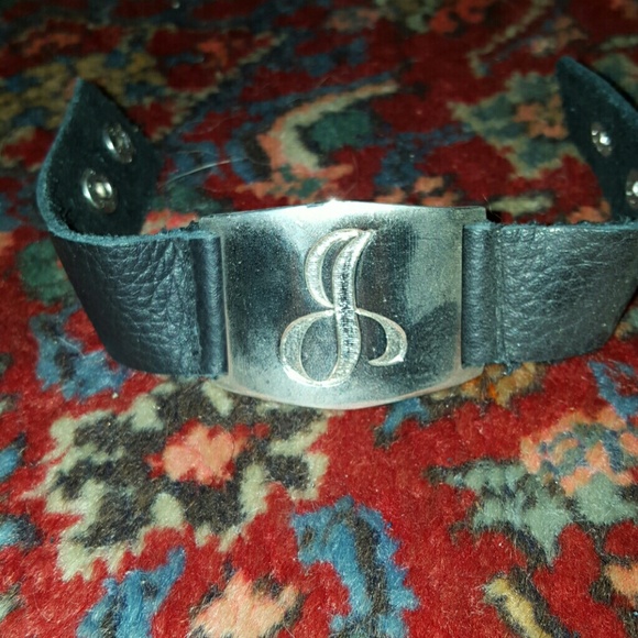 Adjustable J Bracelet