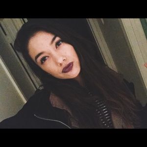 Meet your Posher, Melissa