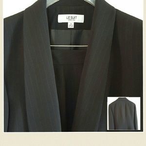 Black Pin Striped 2 PC Pant Suit - Women's 18