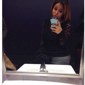 Meet your Posher, Anissa