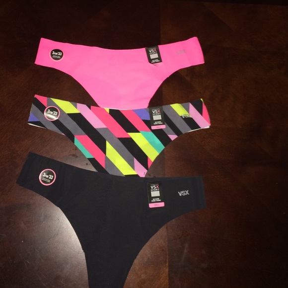 Victoria's Secret VSX no show sport thong