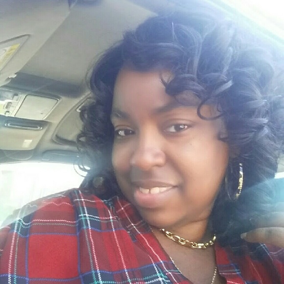 Meet your Posher, Natasha - Picture 1 of 1