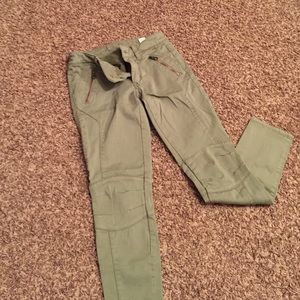 American Eagle army green pants