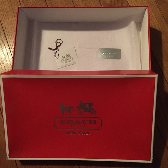 Coach Signature C Oblong Scarf - Picture 3 of 4