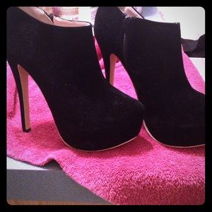 Suede botties