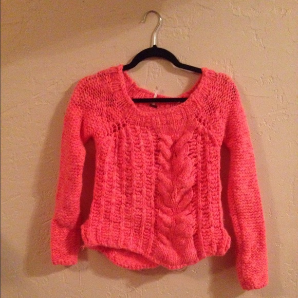 Free People BubbleGum sweater