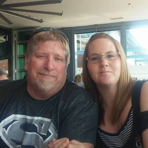 Meet your Posher, April