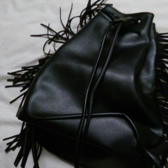 Runway Victoria secret shoulder/backpack - Picture 2 of 3