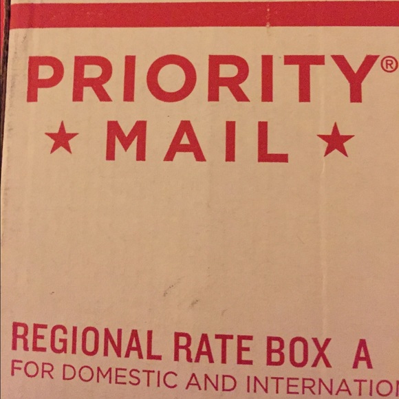 Pink Tory Burch wallet