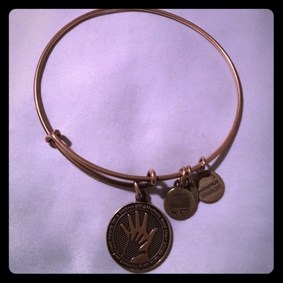 Mother | Daughter Alex & ANI charm bracelet 👭💞