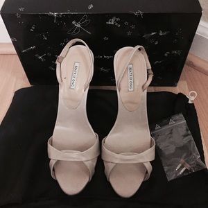 Beatrix Ong leather nude stilettos size 7