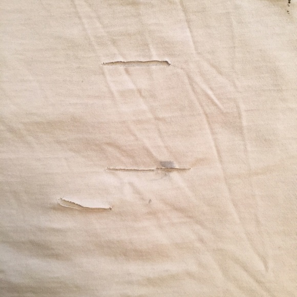 🚨SOLD 🚨THE SMITHS HATFUL IF HALLOW TEE - Picture 4 of 4