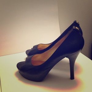 Michael Michael Kors Peep Toe Pump