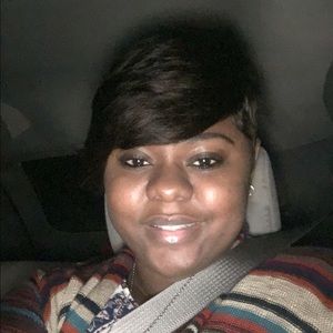 Meet your Posher, Tiffany
