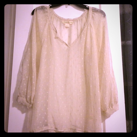 Sheer staring at stars cream top. Size small