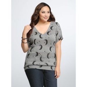 Torrid Half Moon Sweater Size 2