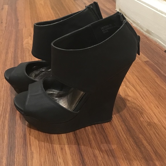 Very cute wedges