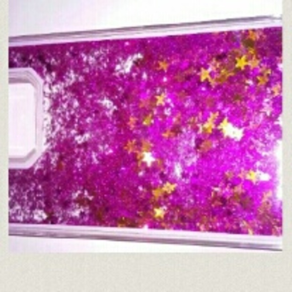 2 Cell phone cases