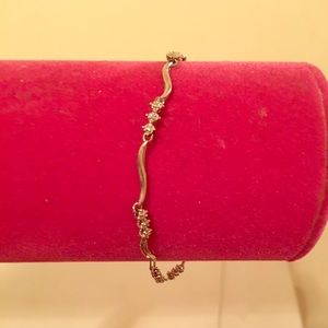 10k white gold Diamond bracelet