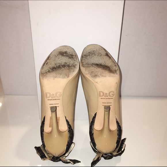 Dolce & Gabbana Nude Heels - Picture 4 of 4