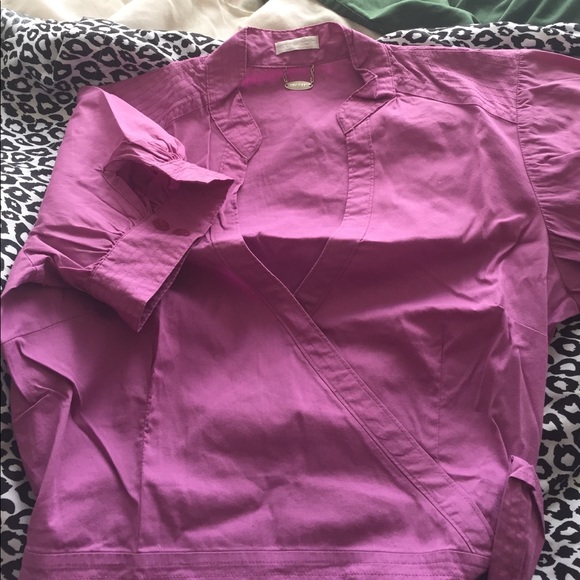 V neck blouse worn once - Picture 2 of 3