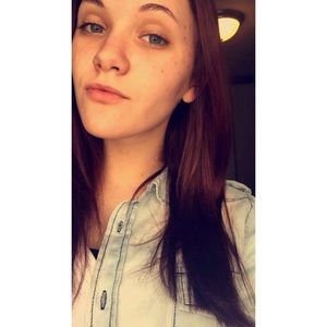 Meet your Posher, Keeley