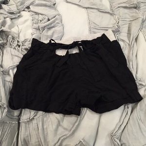Casual black short with grey waistband
