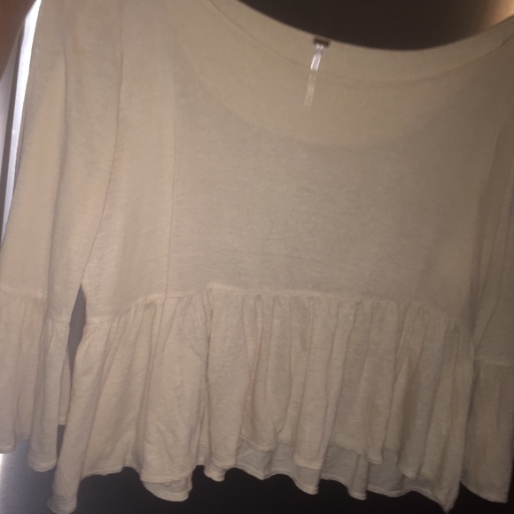 Blouse note it is a very loose kind of shirt - Picture 3 of 3