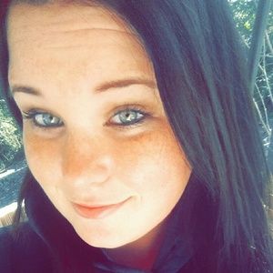 Meet your Posher, Kellie