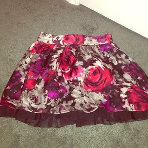 Floral printed flowy miniskirt worn once