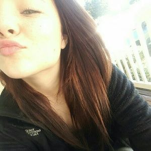 Meet your Posher, Teayana