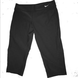 Nike Dri-Fit Capris Pants