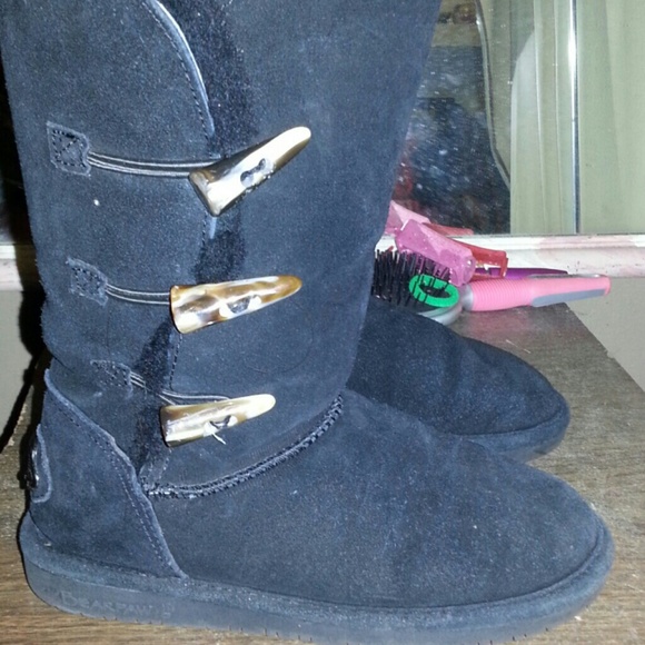 Boots - Picture 2 of 4