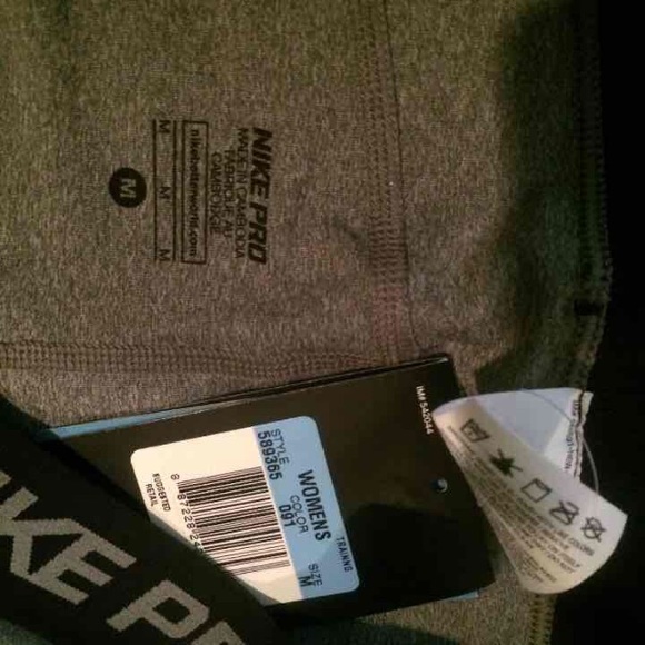 Nike pro's - Picture 3 of 3
