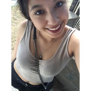 Meet your Posher, Jazmine