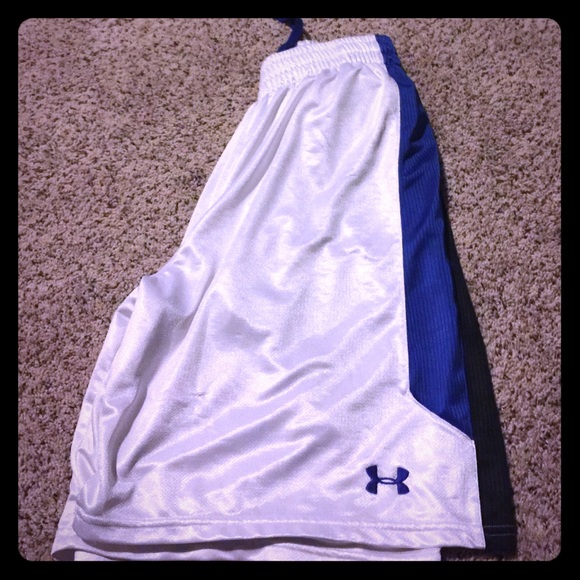 Sold📍under Armour men's loose gym shorts