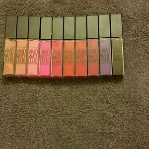 Maybelline Vivid Matte Liquid