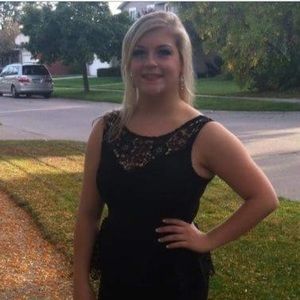 Meet your Posher, Victoria