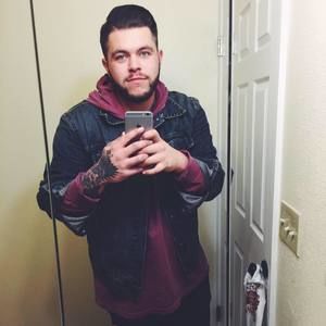 Meet your Posher, Travis