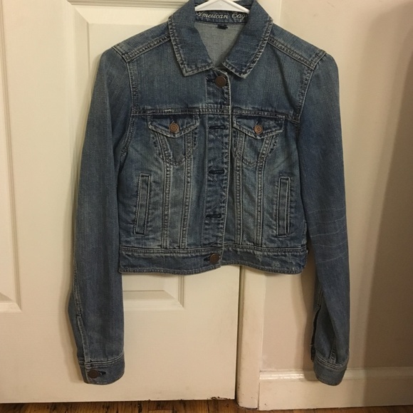 American Eagle Jean Jacket! Size small