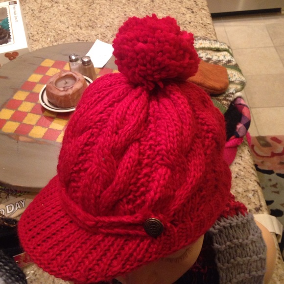 Red hat - Picture 2 of 2