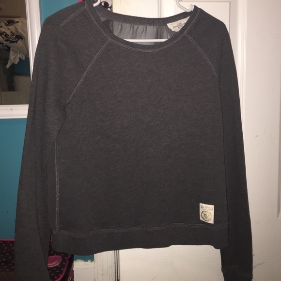 Super soft Grey sweater with shear back