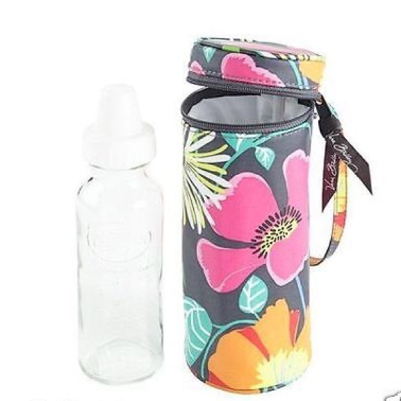 NWT Vera Bradley Drink Carrier in Jazzy Blooms