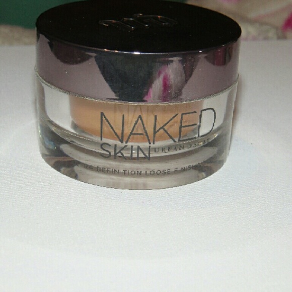Urban decay Ultra definition loose powder
