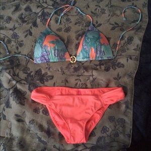 Victoria's Secret bathing suit NWOT never worn