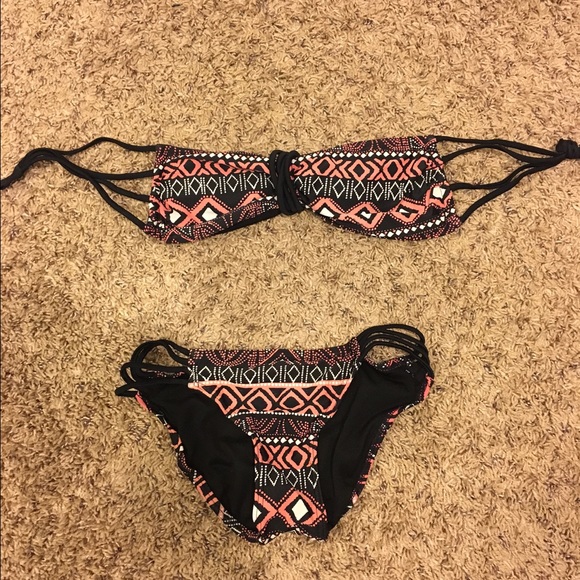 Strappy bikini