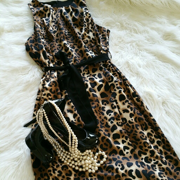 Evan Picone Dresses & Skirts - 💞SALE💞 Evan Picone Leopard Print Dress