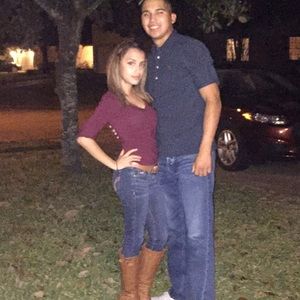 Meet your Posher, Nayeli