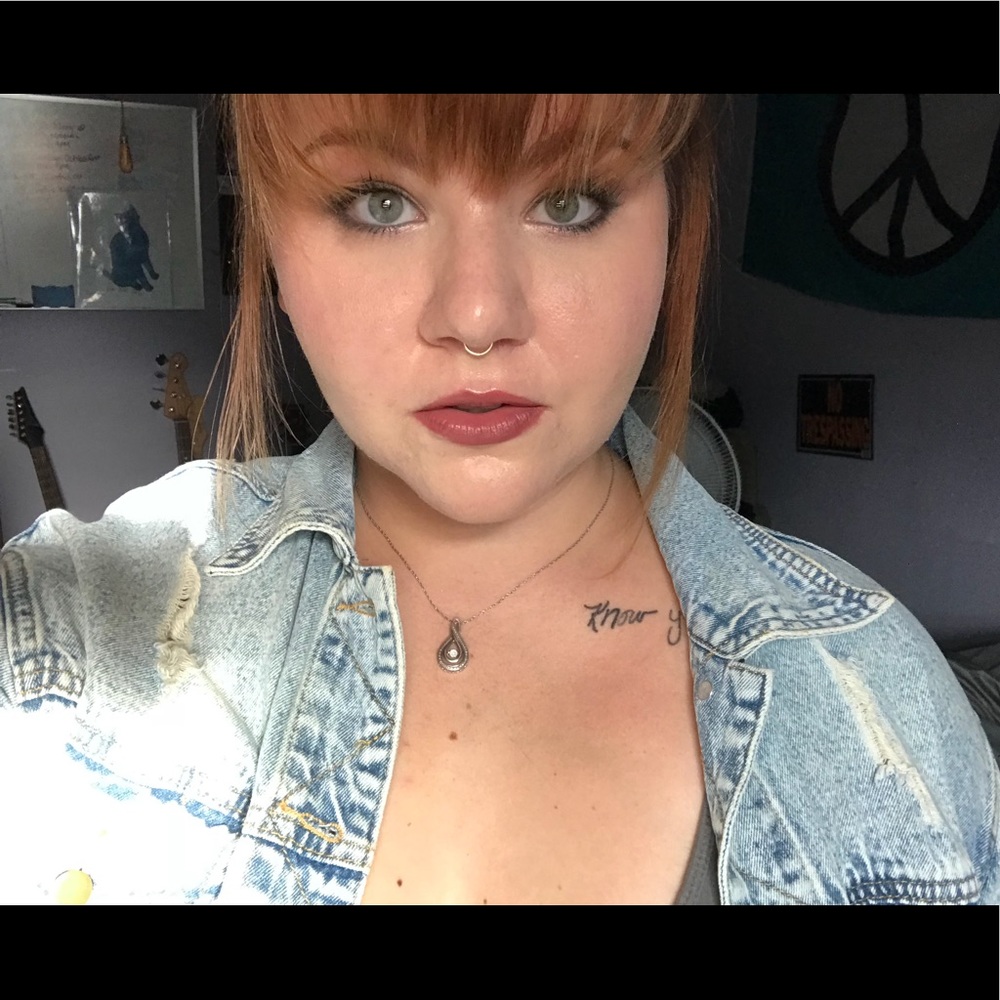 Meet your Posher, Hunter - Picture 2 of 2