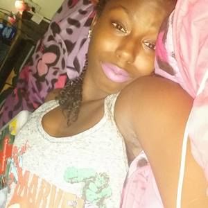 Meet your Posher, Gloria